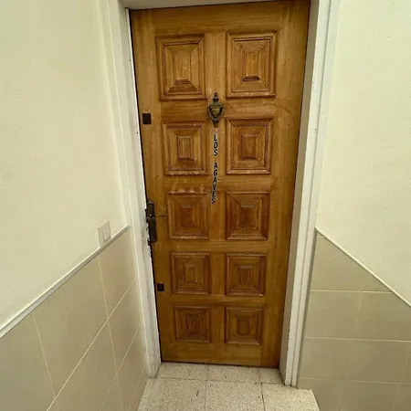 Apartamento Vista Mar Y Parking En Rosas
