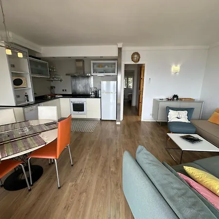 Vista Mar Y Parking En Av-27 罗萨斯